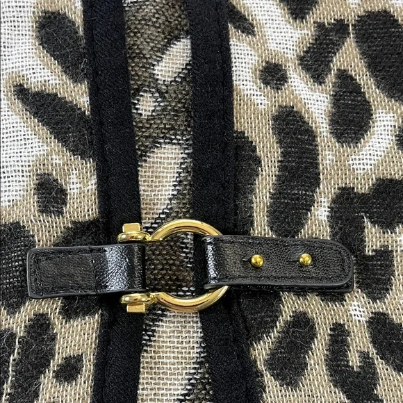 Marc New York Leopard Print Pancho Cape with Gold Clasp and Black Trim One Size - Picture 2 of 9